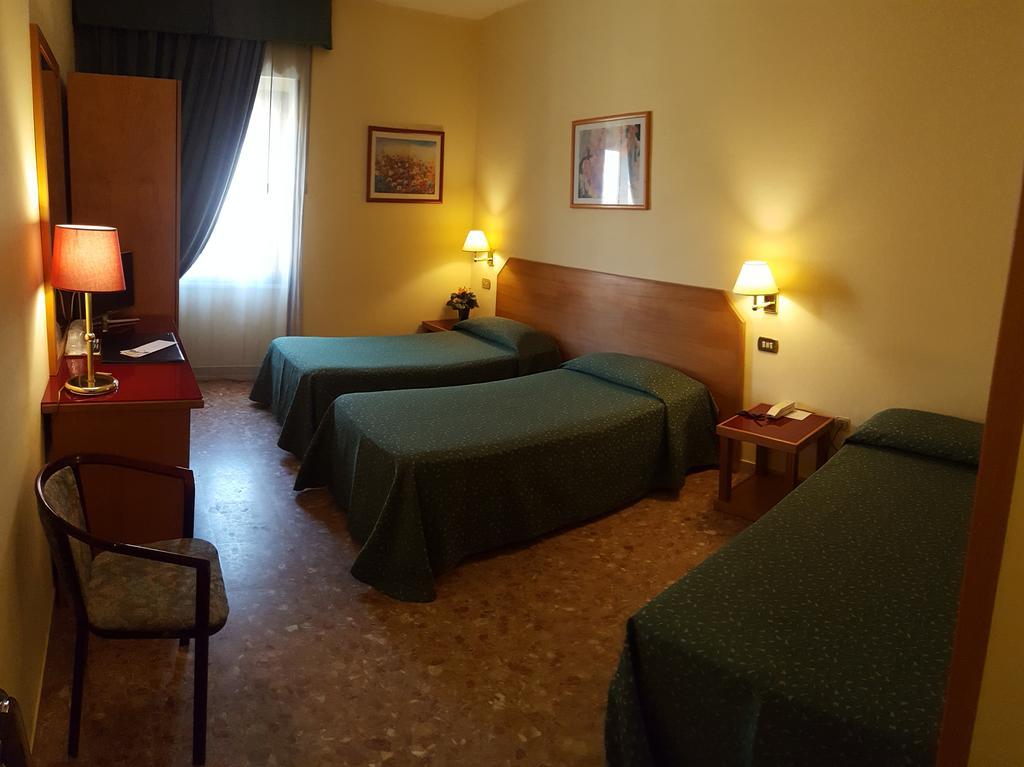 Nuovo Albergo เคติ ภายนอก รูปภาพ